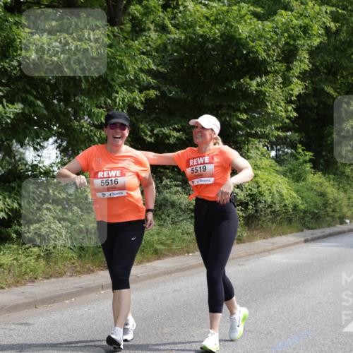 15.06.2025 - REWE Women's Run Jannik Wohlers http://msf.ph/oto/7946760 15.06.2025 10:21:23 Laufen 5516, 5519 meine-sportfotos.de