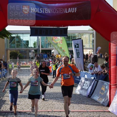 13.06.2025 - Holstenköstenlauf Felixshl http://msf.ph/oto/7946772 13.06.2025 18:13:29 Laufen 2196, 2385, 2386, 2393, 2526 meine-sportfotos.de