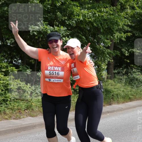 15.06.2025 - REWE Women's Run Jannik Wohlers http://msf.ph/oto/7946809 15.06.2025 10:21:25 Laufen 5516, 19 meine-sportfotos.de
