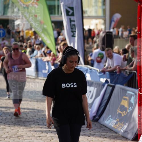 13.06.2025 - Holstenköstenlauf Felixshl http://msf.ph/oto/7946891 13.06.2025 18:13:33 Laufen 2196, 2385, 2386, 2393, 2429, 2430, 2526 meine-sportfotos.de