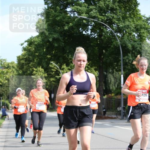 15.06.2025 - REWE Women's Run Jannik Wohlers http://msf.ph/oto/7946969 15.06.2025 09:45:34 Laufen 10055, 10153, 626 meine-sportfotos.de
