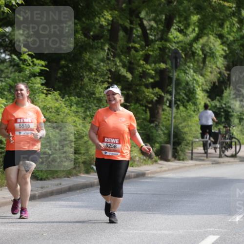 15.06.2025 - REWE Women's Run Jannik Wohlers http://msf.ph/oto/7946972 15.06.2025 10:21:33 Laufen 1557, 5515, 5258 meine-sportfotos.de