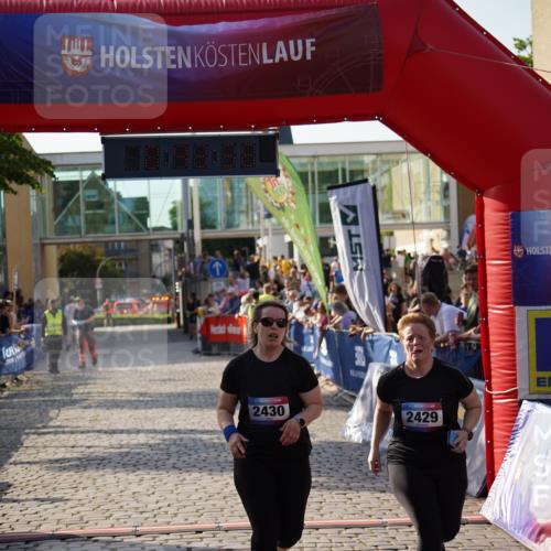 13.06.2025 - Holstenköstenlauf Felixshl http://msf.ph/oto/7947001 13.06.2025 18:13:39 Laufen 2196, 2429, 2430 meine-sportfotos.de