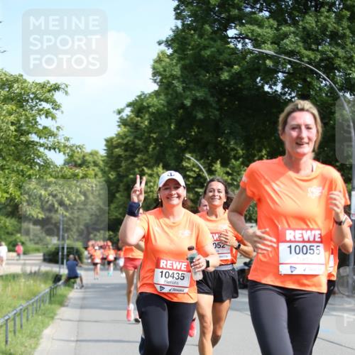 15.06.2025 - REWE Women's Run Jannik Wohlers http://msf.ph/oto/7947014 15.06.2025 09:45:36 Laufen 10435, 052, 10055 meine-sportfotos.de