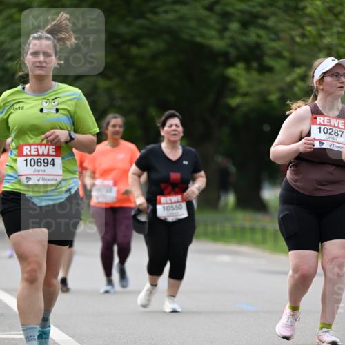15.06.2025 - REWE Women's Run Dr. Thomas Lammeyer http://msf.ph/oto/7947058 15.06.2025 09:23:51 Laufen 10694, 10550, 10287 meine-sportfotos.de