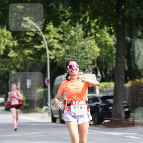 15.06.2025 - REWE Women's Run Jannik Wohlers http://msf.ph/oto/7947146 15.06.2025 09:45:43 Laufen 10150 meine-sportfotos.de