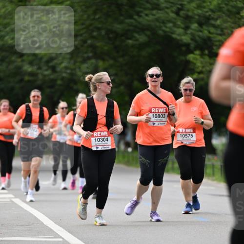 15.06.2025 - REWE Women's Run Dr. Thomas Lammeyer http://msf.ph/oto/7947228 15.06.2025 09:24:00 Laufen 10304, 10803, 10575 meine-sportfotos.de