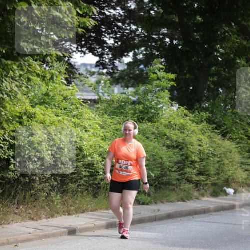 15.06.2025 - REWE Women's Run Jannik Wohlers http://msf.ph/oto/7947239 15.06.2025 10:22:19 Laufen 5626 meine-sportfotos.de