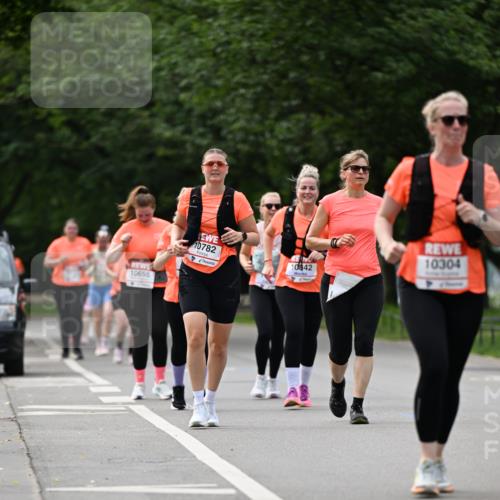 15.06.2025 - REWE Women's Run Dr. Thomas Lammeyer http://msf.ph/oto/7947265 15.06.2025 09:24:01 Laufen 1842, 10304 meine-sportfotos.de
