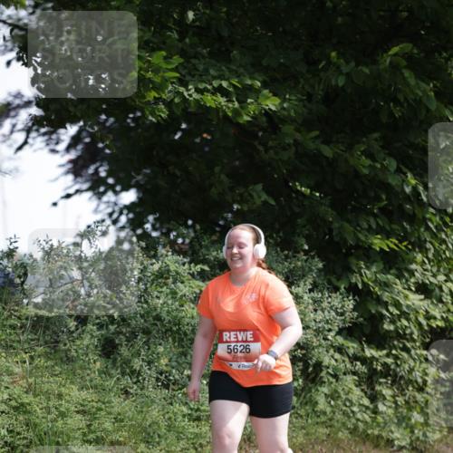 15.06.2025 - REWE Women's Run Jannik Wohlers http://msf.ph/oto/7947287 15.06.2025 10:22:24 Laufen 5626 meine-sportfotos.de
