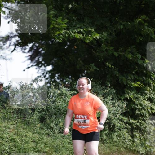 15.06.2025 - REWE Women's Run Jannik Wohlers http://msf.ph/oto/7947291 15.06.2025 10:22:24 Laufen 5626 meine-sportfotos.de