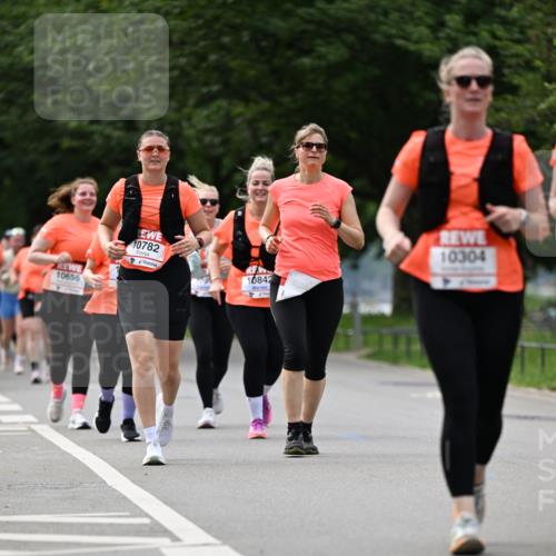 15.06.2025 - REWE Women's Run Dr. Thomas Lammeyer http://msf.ph/oto/7947294 15.06.2025 09:24:02 Laufen 10782, 10842, 10304 meine-sportfotos.de
