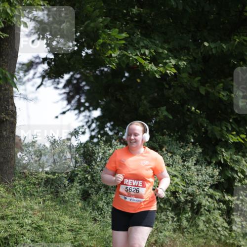 15.06.2025 - REWE Women's Run Jannik Wohlers http://msf.ph/oto/7947311 15.06.2025 10:22:24 Laufen 5626 meine-sportfotos.de