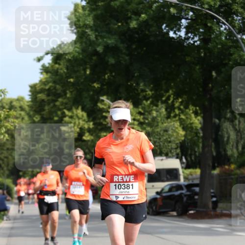 15.06.2025 - REWE Women's Run Jannik Wohlers http://msf.ph/oto/7947397 15.06.2025 09:45:54 Laufen 10145, 10381 meine-sportfotos.de