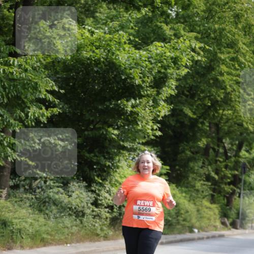 15.06.2025 - REWE Women's Run Jannik Wohlers http://msf.ph/oto/7947488 15.06.2025 10:23:24 Laufen 5569 meine-sportfotos.de