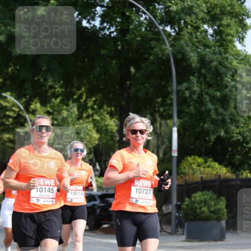 15.06.2025 - REWE Women's Run Jannik Wohlers http://msf.ph/oto/7947500 15.06.2025 09:45:56 Laufen 10145, 10610, 10727 meine-sportfotos.de