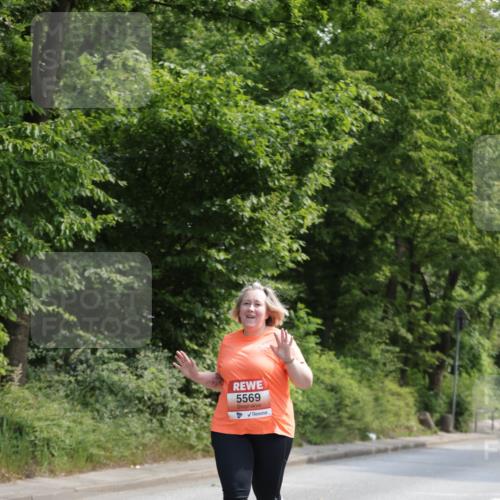 15.06.2025 - REWE Women's Run Jannik Wohlers http://msf.ph/oto/7947514 15.06.2025 10:23:25 Laufen 5569 meine-sportfotos.de