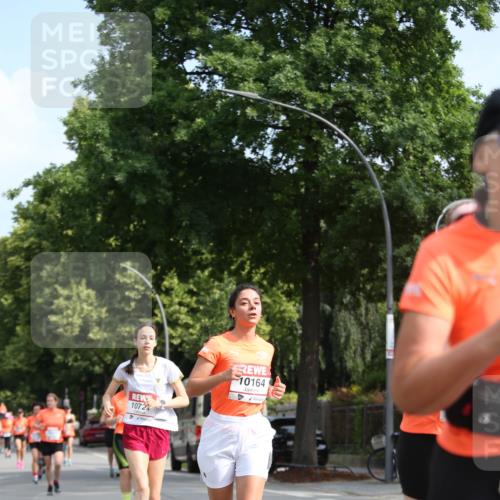 15.06.2025 - REWE Women's Run Jannik Wohlers http://msf.ph/oto/7947568 15.06.2025 09:45:59 Laufen 1072, 10164 meine-sportfotos.de