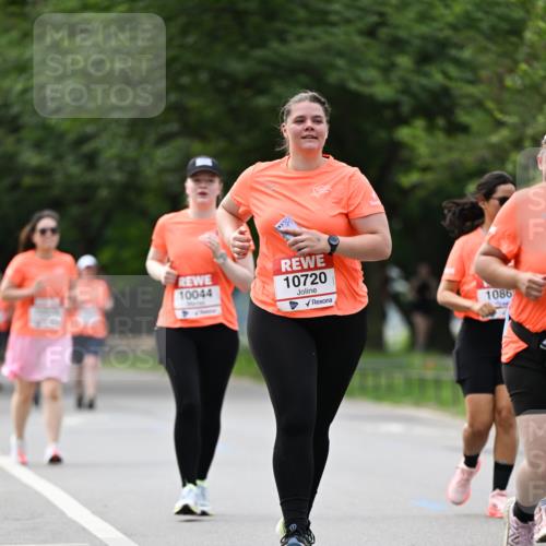 15.06.2025 - REWE Women's Run Dr. Thomas Lammeyer http://msf.ph/oto/7947612 15.06.2025 09:24:18 Laufen 10044, 10720, 1086 meine-sportfotos.de