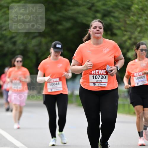 15.06.2025 - REWE Women's Run Dr. Thomas Lammeyer http://msf.ph/oto/7947645 15.06.2025 09:24:19 Laufen 10044, 10720, 10869 meine-sportfotos.de