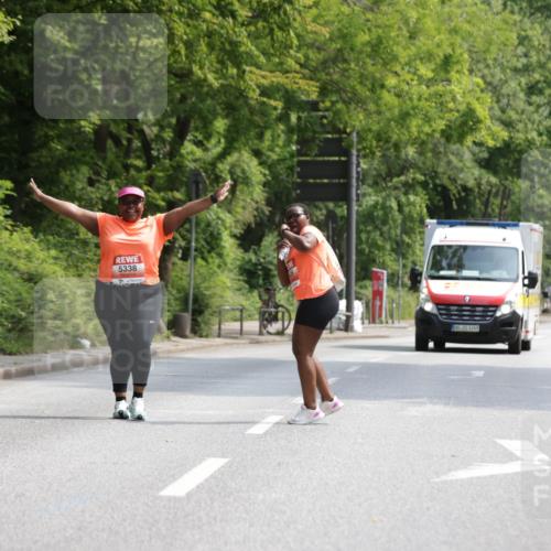 15.06.2025 - REWE Women's Run Jannik Wohlers http://msf.ph/oto/7947706 15.06.2025 10:23:48 Laufen 5338, 4249 meine-sportfotos.de