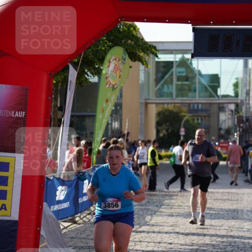 13.06.2025 - Holstenköstenlauf Felixshl http://msf.ph/oto/7947760 13.06.2025 18:15:43 Laufen 2984, 3856, 3872 meine-sportfotos.de