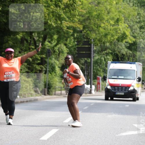 15.06.2025 - REWE Women's Run Jannik Wohlers http://msf.ph/oto/7947767 15.06.2025 10:23:50 Laufen 5338, 409 meine-sportfotos.de