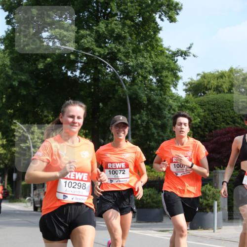 15.06.2025 - REWE Women's Run Jannik Wohlers http://msf.ph/oto/7947855 15.06.2025 09:46:13 Laufen 10298, 10072, 100 meine-sportfotos.de