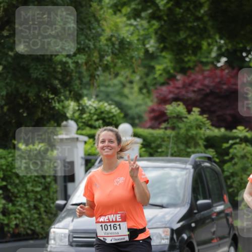15.06.2025 - REWE Women's Run Jannik Wohlers http://msf.ph/oto/7947893 15.06.2025 08:30:38 Laufen 10161 meine-sportfotos.de