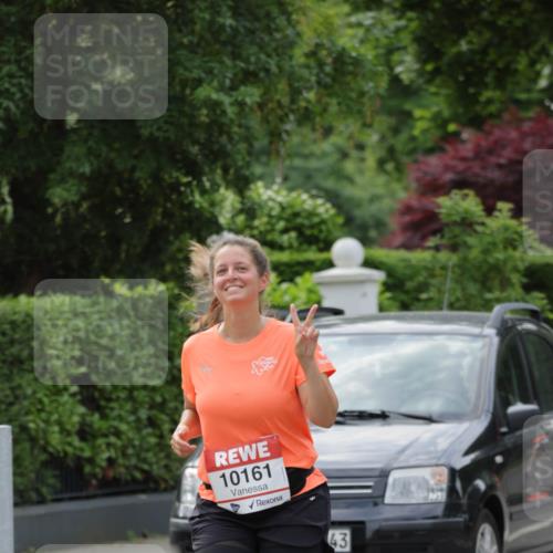 15.06.2025 - REWE Women's Run Jannik Wohlers http://msf.ph/oto/7947929 15.06.2025 08:30:38 Laufen 10161, 43 meine-sportfotos.de