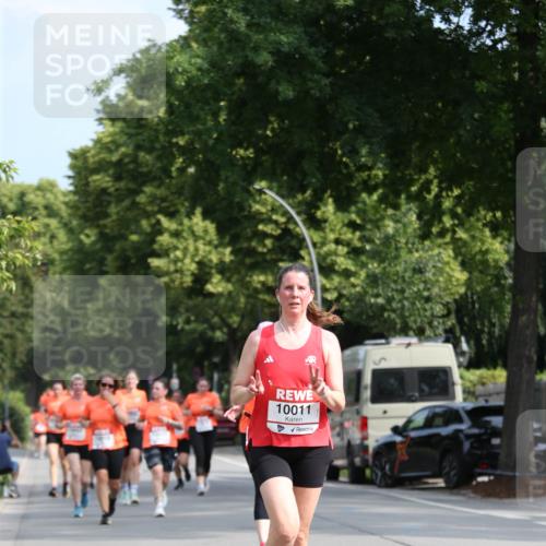 15.06.2025 - REWE Women's Run Jannik Wohlers http://msf.ph/oto/7947941 15.06.2025 09:46:18 Laufen 10011 meine-sportfotos.de