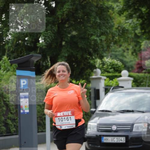 15.06.2025 - REWE Women's Run Jannik Wohlers http://msf.ph/oto/7947967 15.06.2025 08:30:39 Laufen 10161, 1043 meine-sportfotos.de