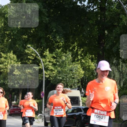 15.06.2025 - REWE Women's Run Jannik Wohlers http://msf.ph/oto/7947996 15.06.2025 09:46:21 Laufen 10637, 19, 10744, 10621 meine-sportfotos.de