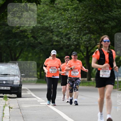 15.06.2025 - REWE Women's Run Dr. Thomas Lammeyer http://msf.ph/oto/7948086 15.06.2025 09:24:40 Laufen 1043, 10122, 08, 10670, 10015 meine-sportfotos.de