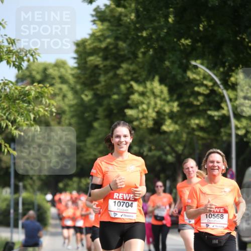 15.06.2025 - REWE Women's Run Jannik Wohlers http://msf.ph/oto/7948098 15.06.2025 09:46:27 Laufen 10704, 10568 meine-sportfotos.de