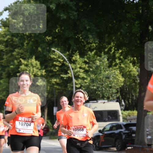 15.06.2025 - REWE Women's Run Jannik Wohlers http://msf.ph/oto/7948116 15.06.2025 09:46:28 Laufen 10704, 10568 meine-sportfotos.de