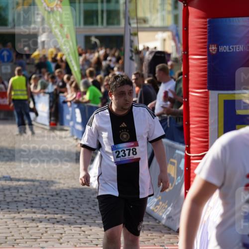 13.06.2025 - Holstenköstenlauf Felixshl http://msf.ph/oto/7948203 13.06.2025 18:16:17 Laufen 2378, 3593 meine-sportfotos.de