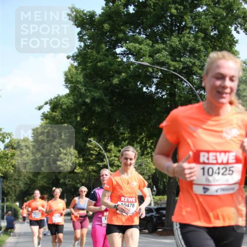 15.06.2025 - REWE Women's Run Jannik Wohlers http://msf.ph/oto/7948258 15.06.2025 09:46:39 Laufen 10478, 10425 meine-sportfotos.de