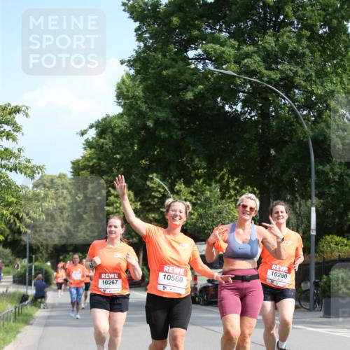 15.06.2025 - REWE Women's Run Jannik Wohlers http://msf.ph/oto/7948301 15.06.2025 09:46:43 Laufen 10267, 10290, 10560 meine-sportfotos.de