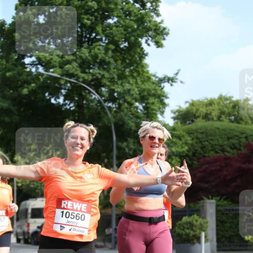 15.06.2025 - REWE Women's Run Jannik Wohlers http://msf.ph/oto/7948331 15.06.2025 09:46:44 Laufen 67, 10560 meine-sportfotos.de