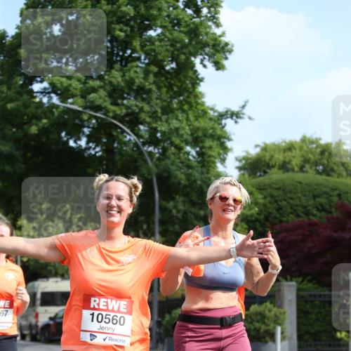 15.06.2025 - REWE Women's Run Jannik Wohlers http://msf.ph/oto/7948334 15.06.2025 09:46:44 Laufen 267, 10560 meine-sportfotos.de