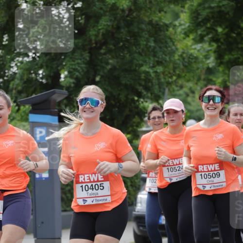 15.06.2025 - REWE Women's Run Jannik Wohlers http://msf.ph/oto/7948351 15.06.2025 08:31:02 Laufen 10524, 10405, 102, 10509 meine-sportfotos.de