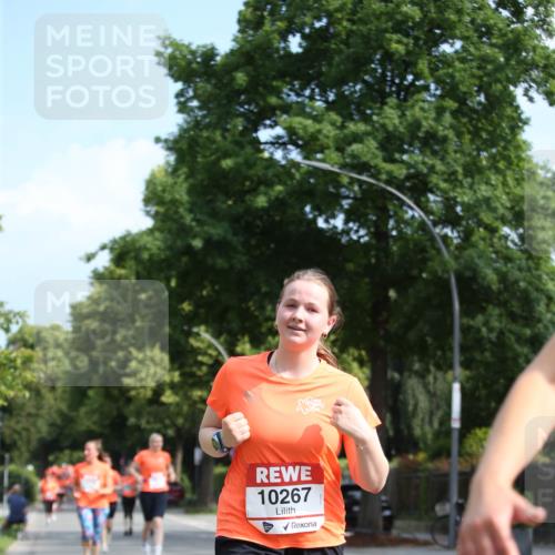 15.06.2025 - REWE Women's Run Jannik Wohlers http://msf.ph/oto/7948356 15.06.2025 09:46:45 Laufen 10267 meine-sportfotos.de