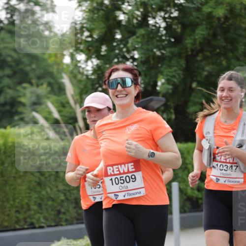 15.06.2025 - REWE Women's Run Jannik Wohlers http://msf.ph/oto/7948384 15.06.2025 08:31:03 Laufen 10509, 10347 meine-sportfotos.de