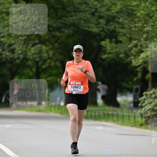 15.06.2025 - REWE Women's Run Dr. Thomas Lammeyer http://msf.ph/oto/7948396 15.06.2025 09:24:55 Laufen 10863 meine-sportfotos.de