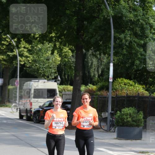 15.06.2025 - REWE Women's Run Jannik Wohlers http://msf.ph/oto/7948451 15.06.2025 09:46:55 Laufen 10752, 8310, 1027 meine-sportfotos.de