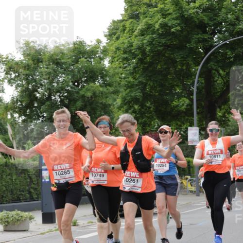 15.06.2025 - REWE Women's Run Jannik Wohlers http://msf.ph/oto/7948480 15.06.2025 08:31:06 Laufen 10254, 10285, 10749, 10261, 10811, 10641 meine-sportfotos.de