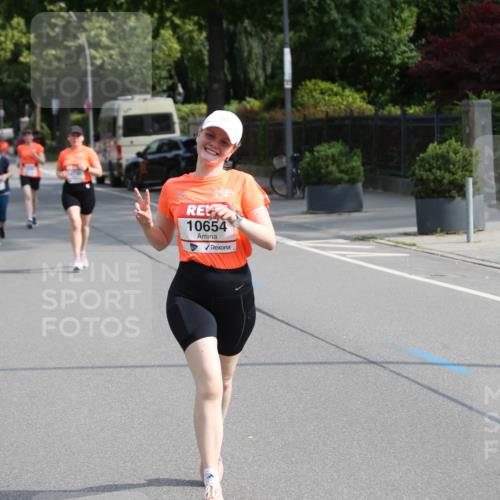 15.06.2025 - REWE Women's Run Jannik Wohlers http://msf.ph/oto/7948486 15.06.2025 09:47:00 Laufen 10654 meine-sportfotos.de