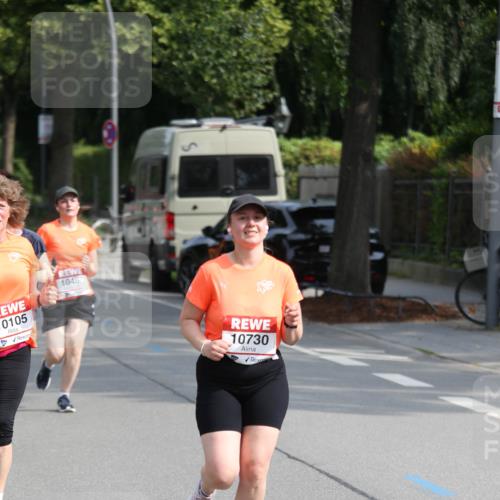 15.06.2025 - REWE Women's Run Jannik Wohlers http://msf.ph/oto/7948498 15.06.2025 09:47:02 Laufen 10105, 1046, 10730 meine-sportfotos.de