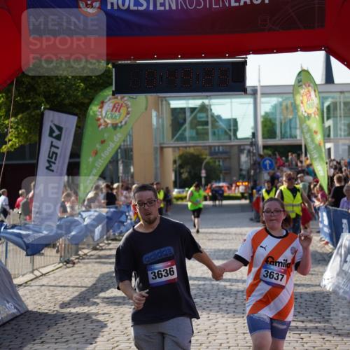 13.06.2025 - Holstenköstenlauf Felixshl http://msf.ph/oto/7948536 13.06.2025 18:19:26 Laufen 3636, 3637 meine-sportfotos.de